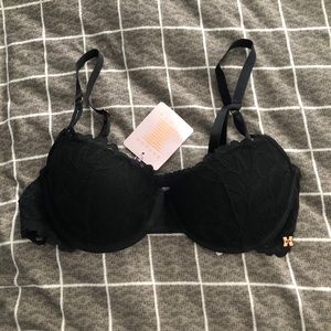 Savage X Fenty NWT Black Bra